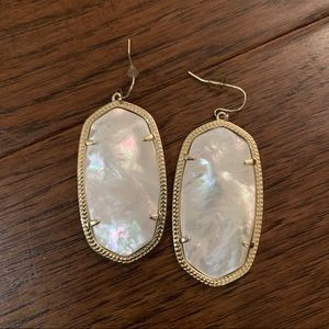Kendra Scott Danielle earrings